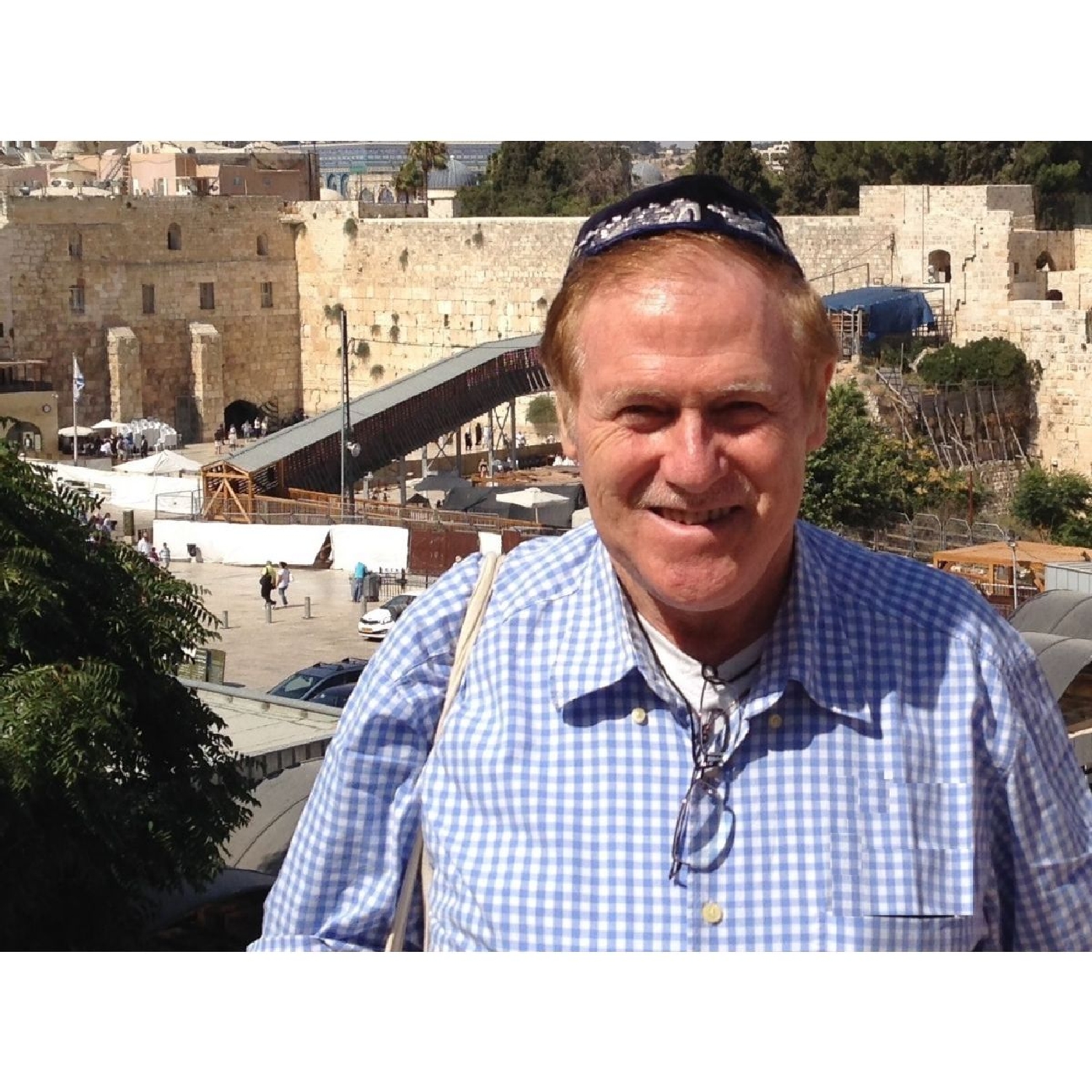Torah Parasha commentaries explained by Ari Lipinski, Israel / Torah Parascha Kommentare erklärt von Ari Lipinski, Israel