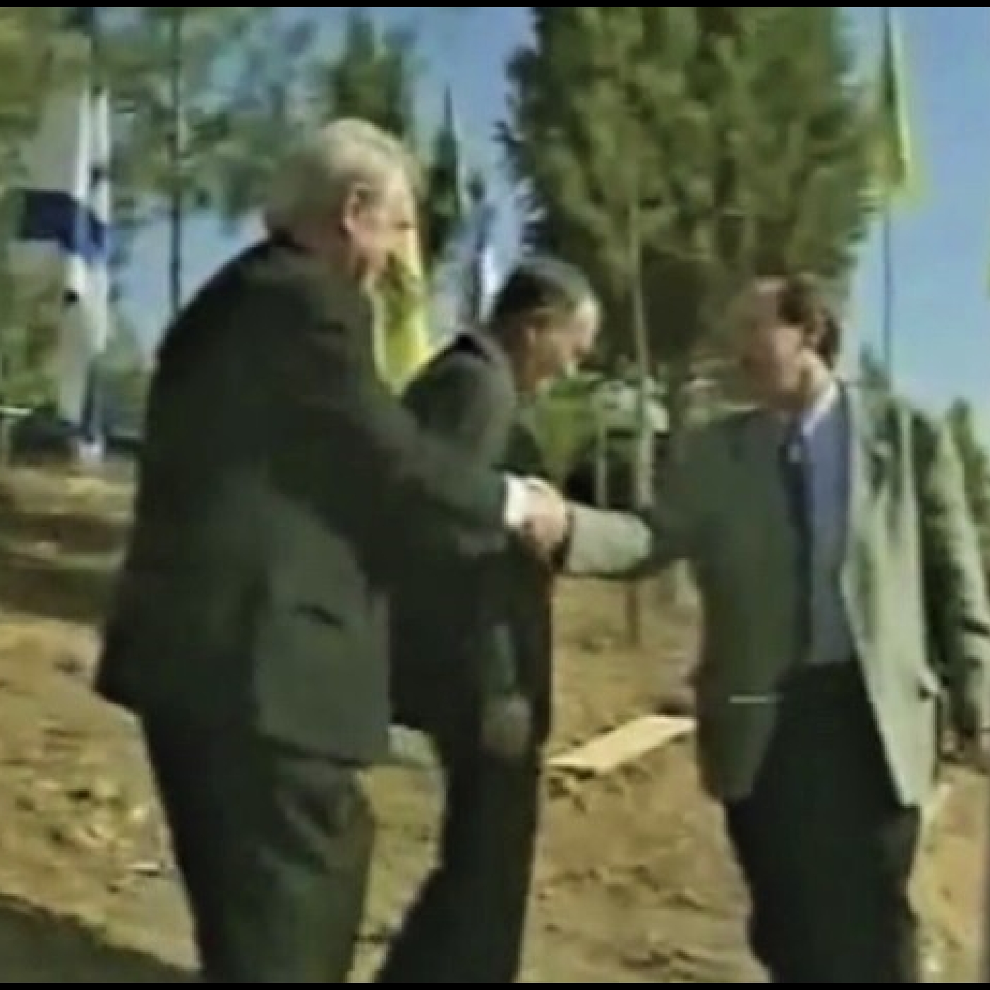 Ari erzählt, wie MP NRW Rau 1995 Jasser Arafat nach seiner Zukunftsvision fragte