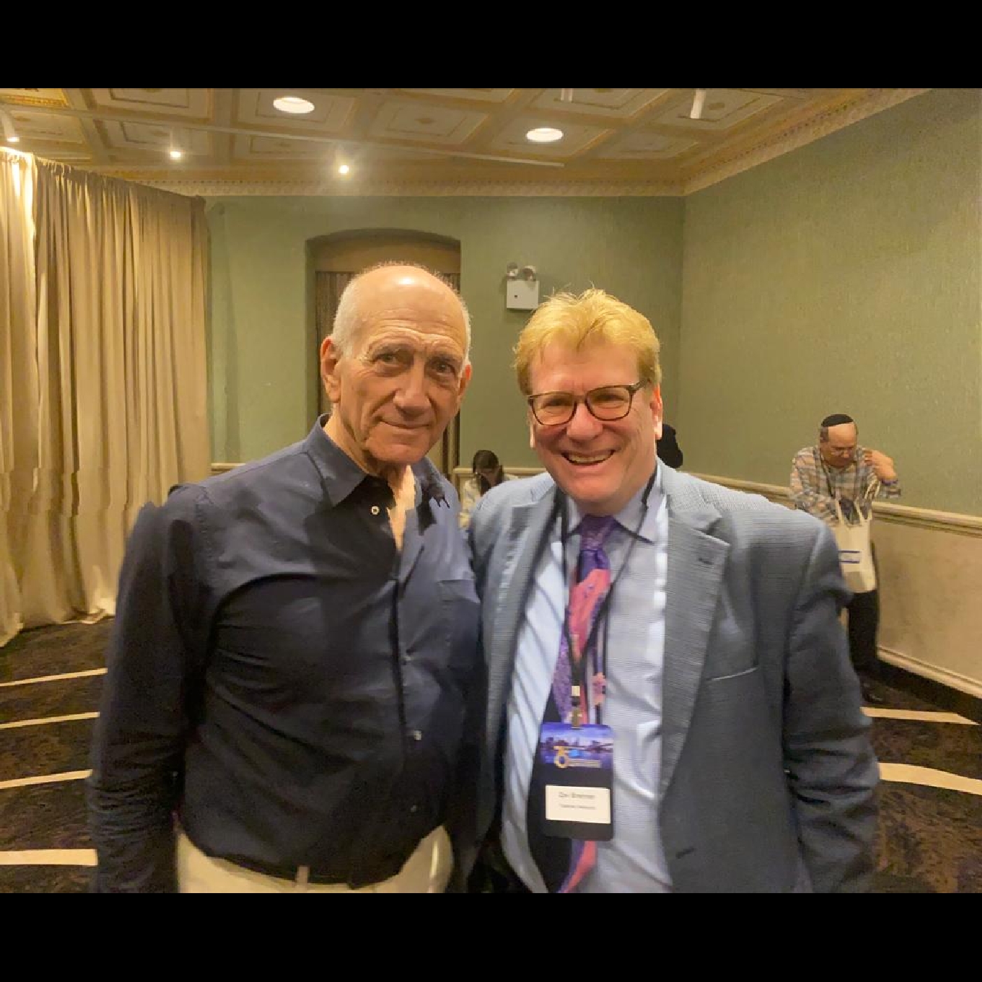 Talkline With Zev Brenner with former Prime Minister Ehud Olmert on Why it's OK for him to criticize Israel in America.