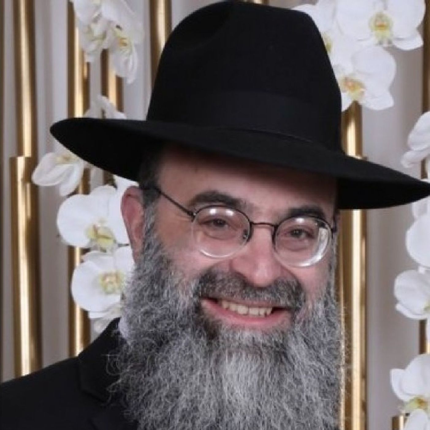 All Mine-The requirement to own legally your Lulav and Esrog Set-a shiur by Dayan Gershon Eliezer Schaffel