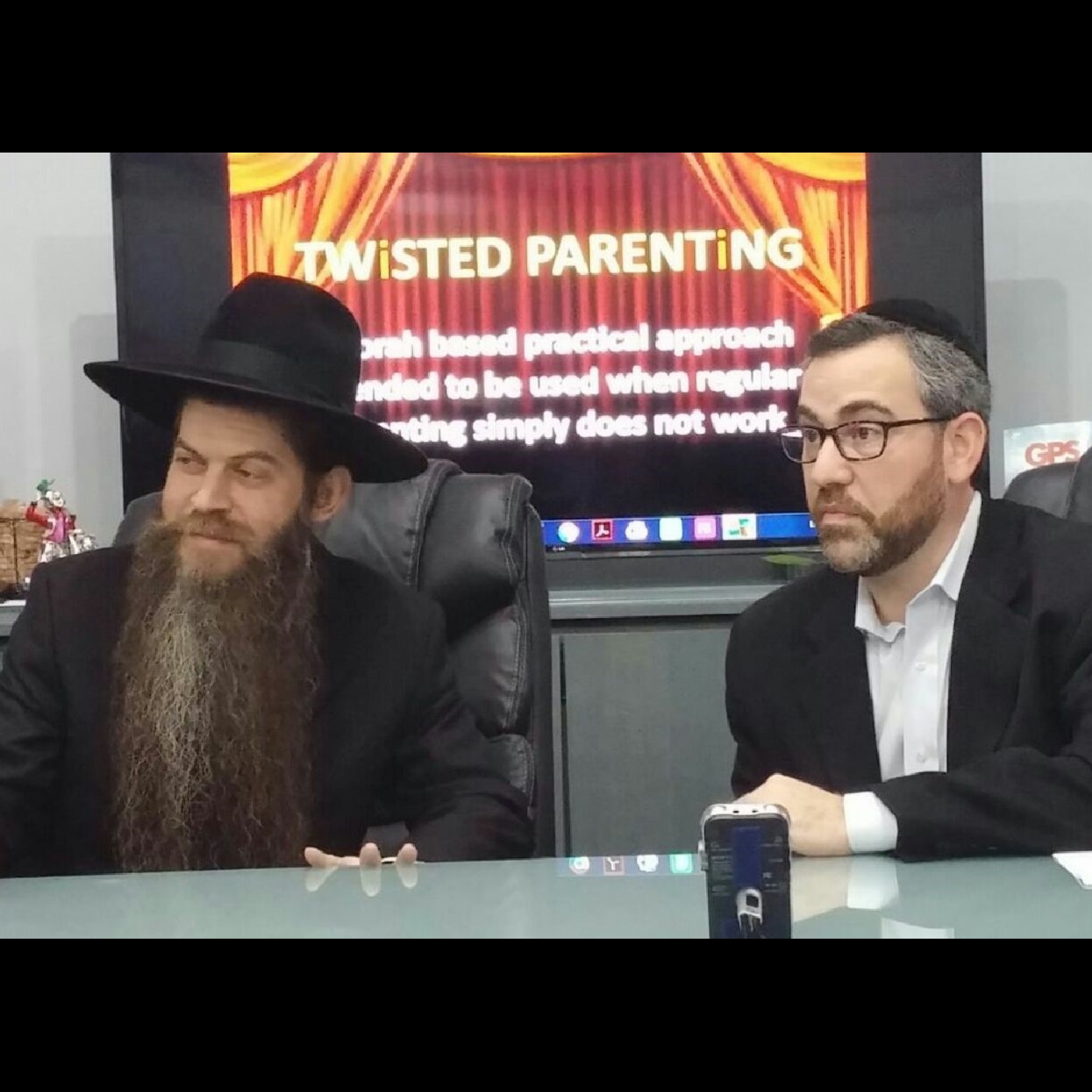 446 HARAV BINYUMIN EISENBERGER - message to the Tzibur (At the TP Crisis Center)