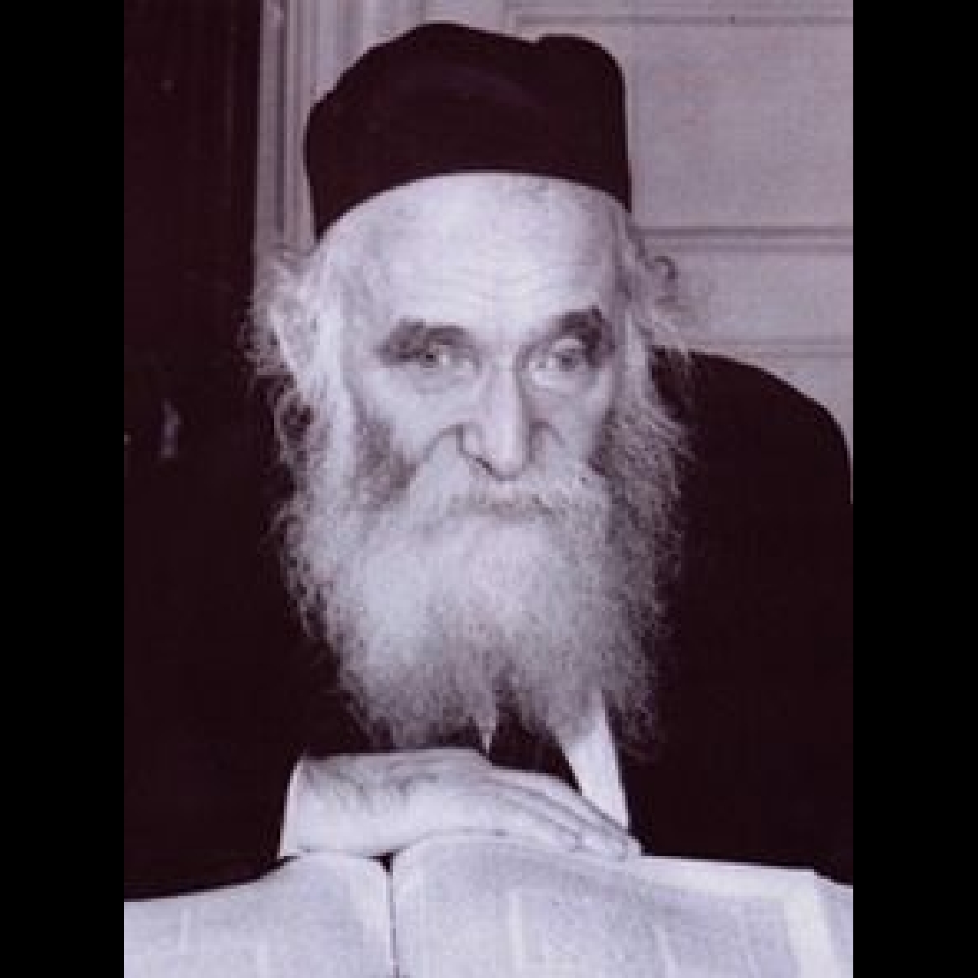 RABBI SHAIS TAUB - RAV AHRON KOTLER MAKES EVERYONE FEEL IMPORTANT