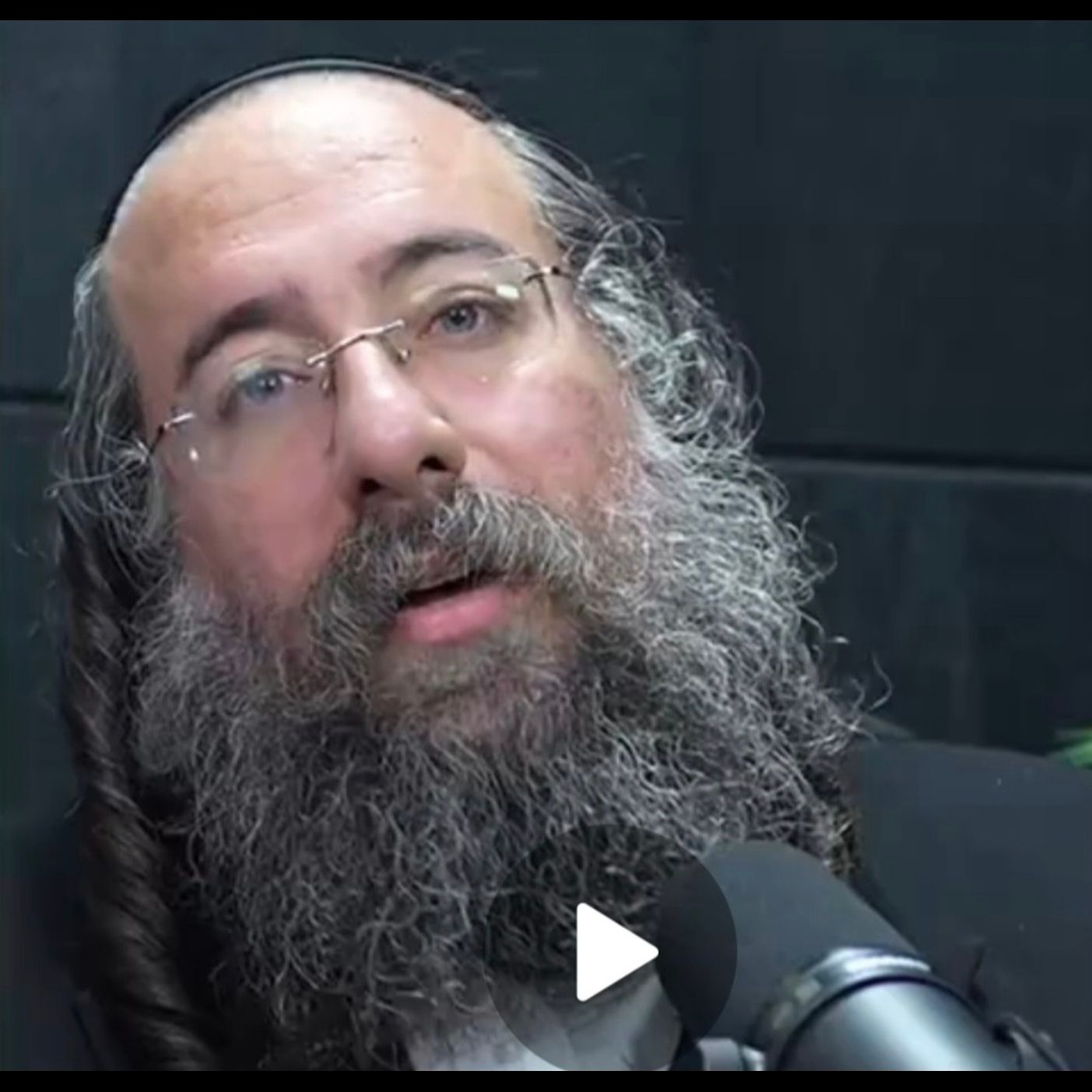 איש החינוך הדגול ר' פנחס ברייער